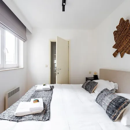 Le Grand Marin - App Met Prachtig Zeezichten 4p